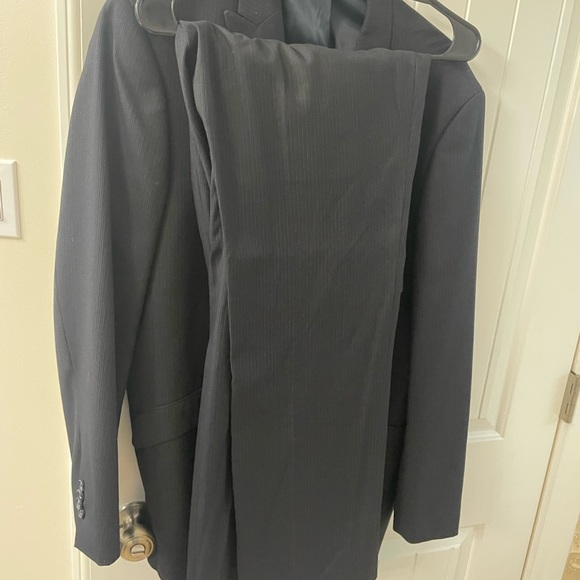 Kenneth Cole Reaction Mens Suit 42L Jacket/Pants 35L - Picture 6 of 8